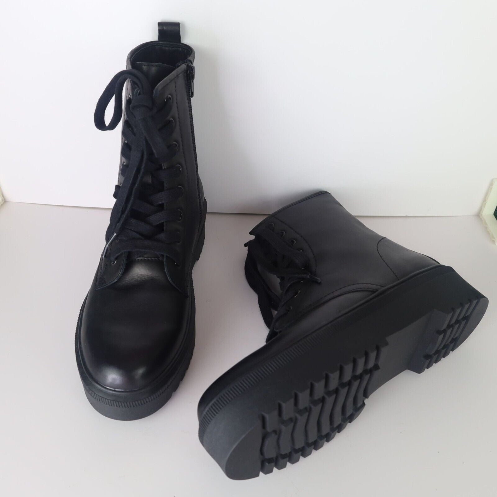 Aqua  Logan Platform Hiker Boots  Black